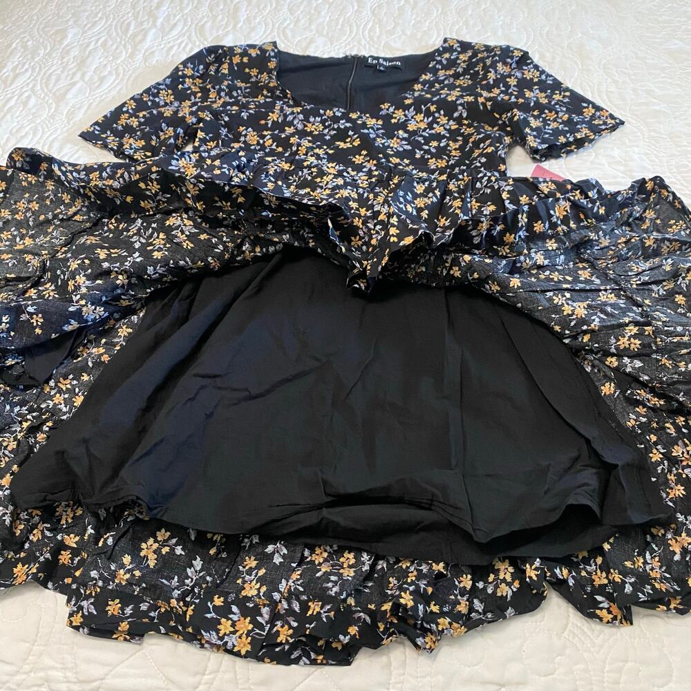 En Saison Floral Mini Dress Women’s Size Small Tiered Prairie Cottagecore - Picture 7 of 9